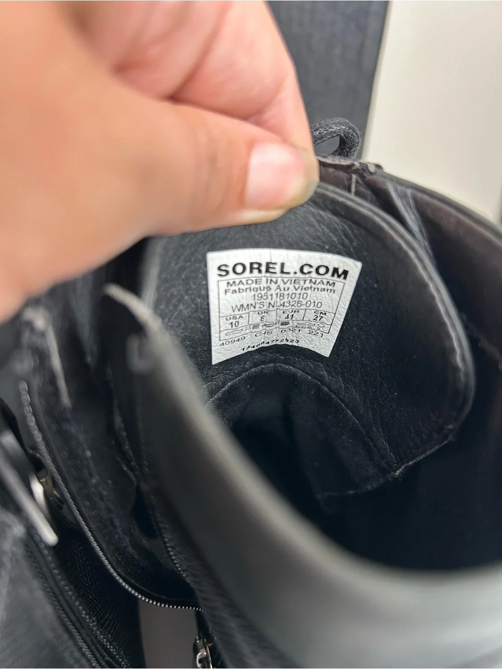 Sorel durable lace